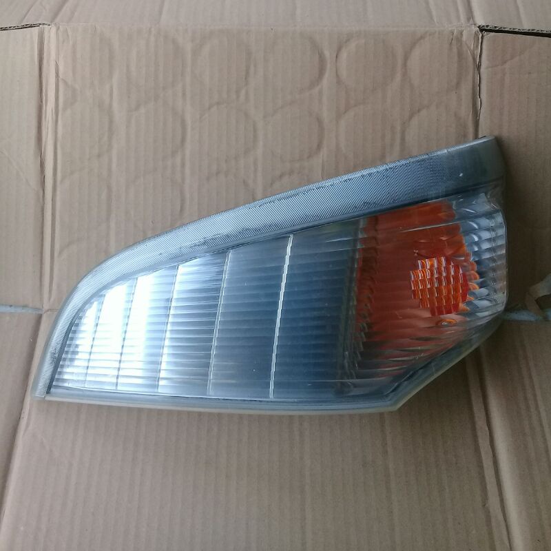 Lampu sen sein atas mitsubishi canter kiri LH ORIGINAL