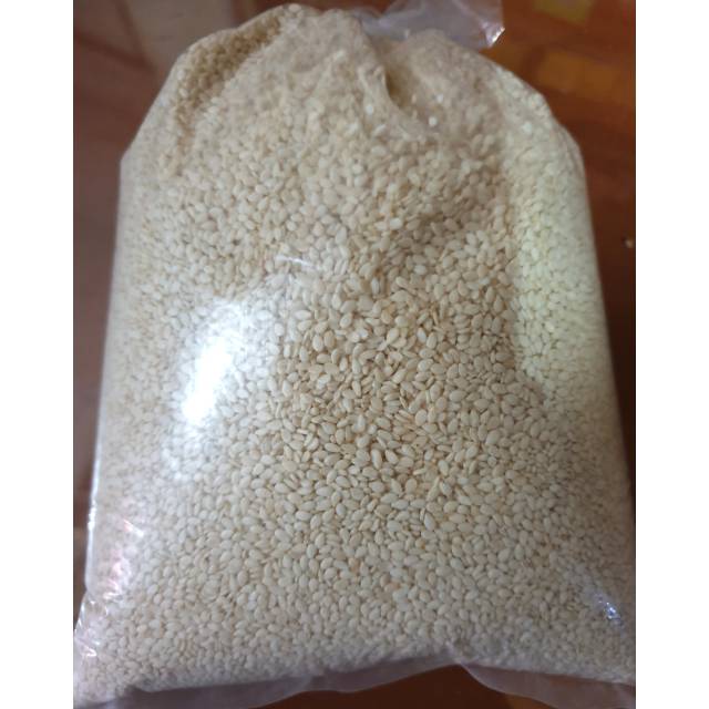 

Kacang Wijen 1kg / Kacang Wijen 1000gr
