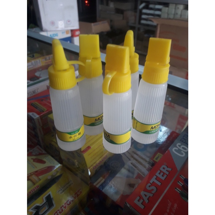 

Lem Cair Bening 25 dan 75 Mil Lem Kertas Serbaguna