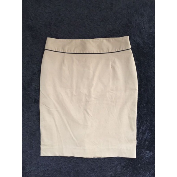 PRELOVED - INVIO Rok Kerja Coklat Muda
