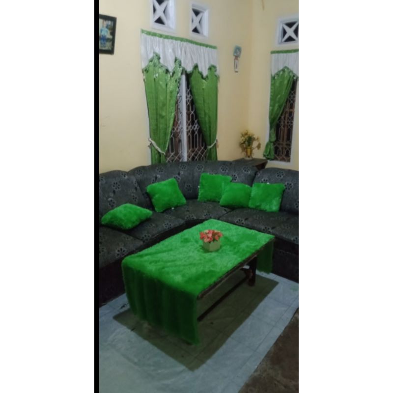 Taplak + 5 bantal sofa rasfur...Bantal ukuran 35 cm...taplak 150 cm x 50 cm