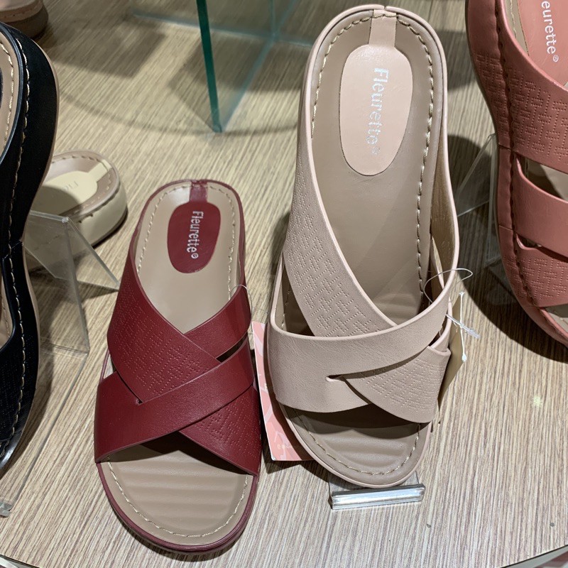 Sandal wanita Fleurette