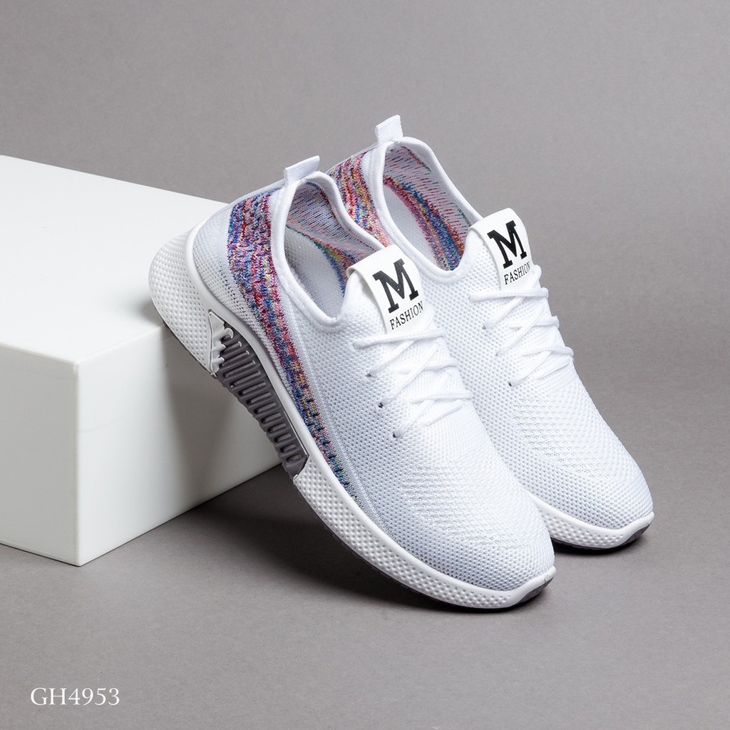 SEPATU  WANITA   Flyknit Sneakers GH4953 MARBELAYUK