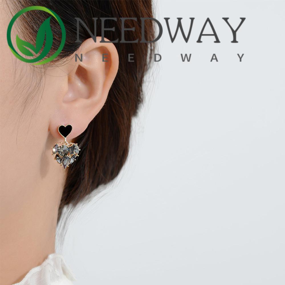 Anting Stud Bentuk Hati Gaya Simple Untuk Fashion