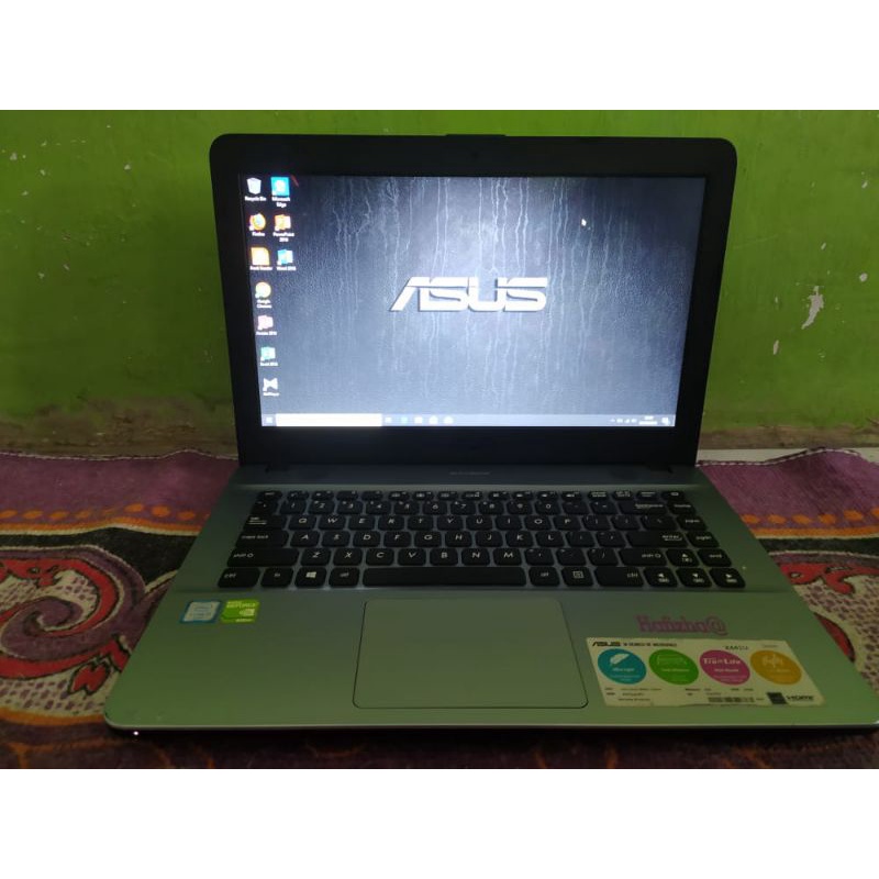 Laptop Asus X441UV Core i3-6006U RAM 8 GB SSD 256 GB