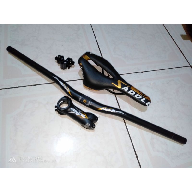 Paket Sadle, handlebar, dan stem original copotan sepeda pacific spazio 6.0