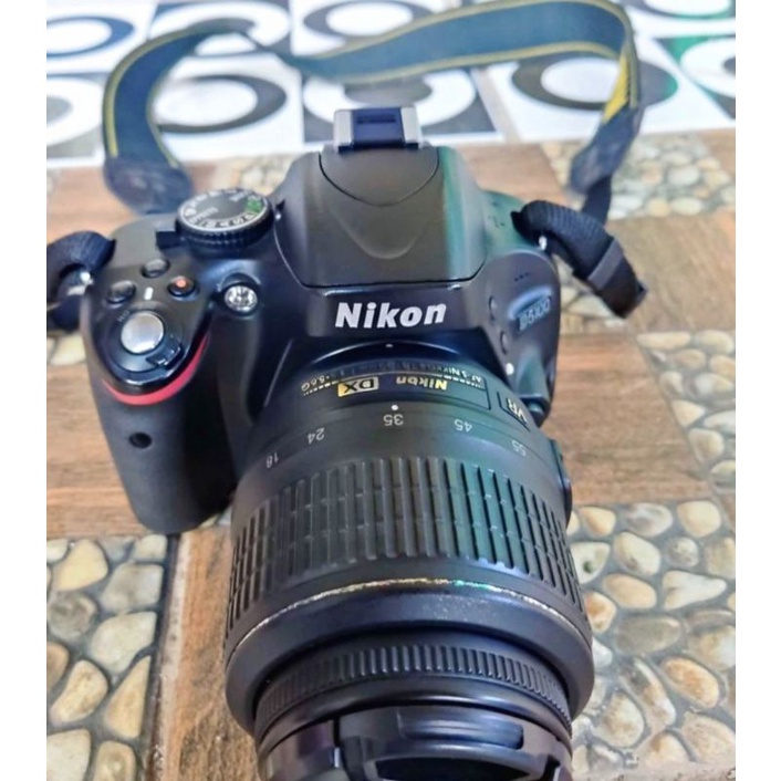 NIKON D5100