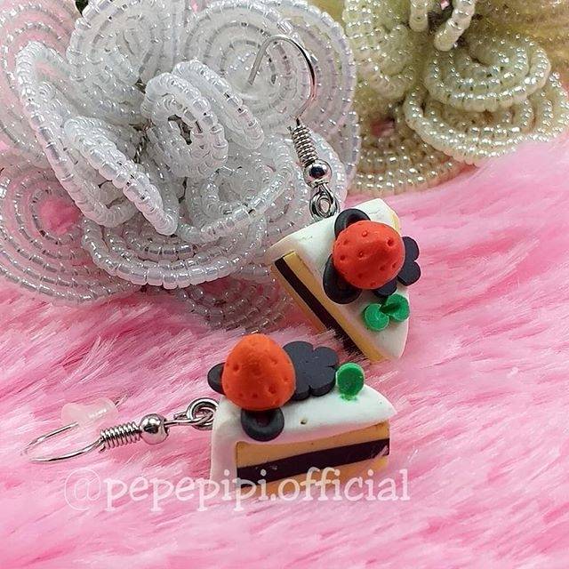 Anting Cake - Kue 3D