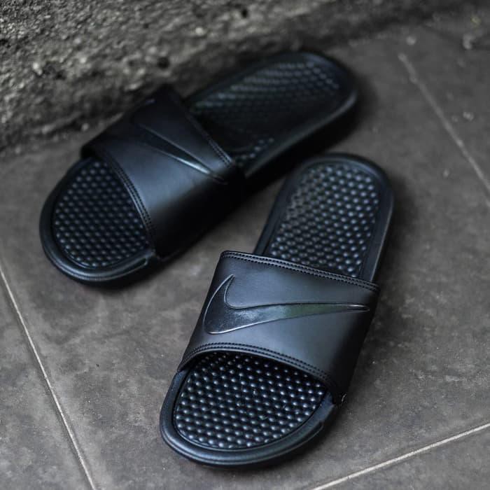 sandal nike benassi original