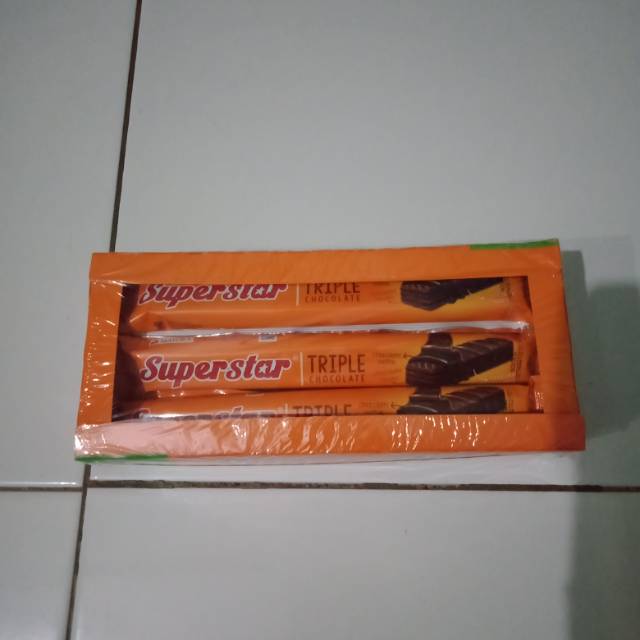 

Superstar Wafer Triple Chocolate