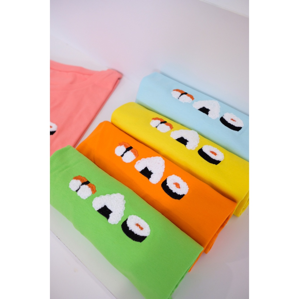 Kadaka T-0328 Tshirt Kaos Sushi Cute Embroidery Timbul
