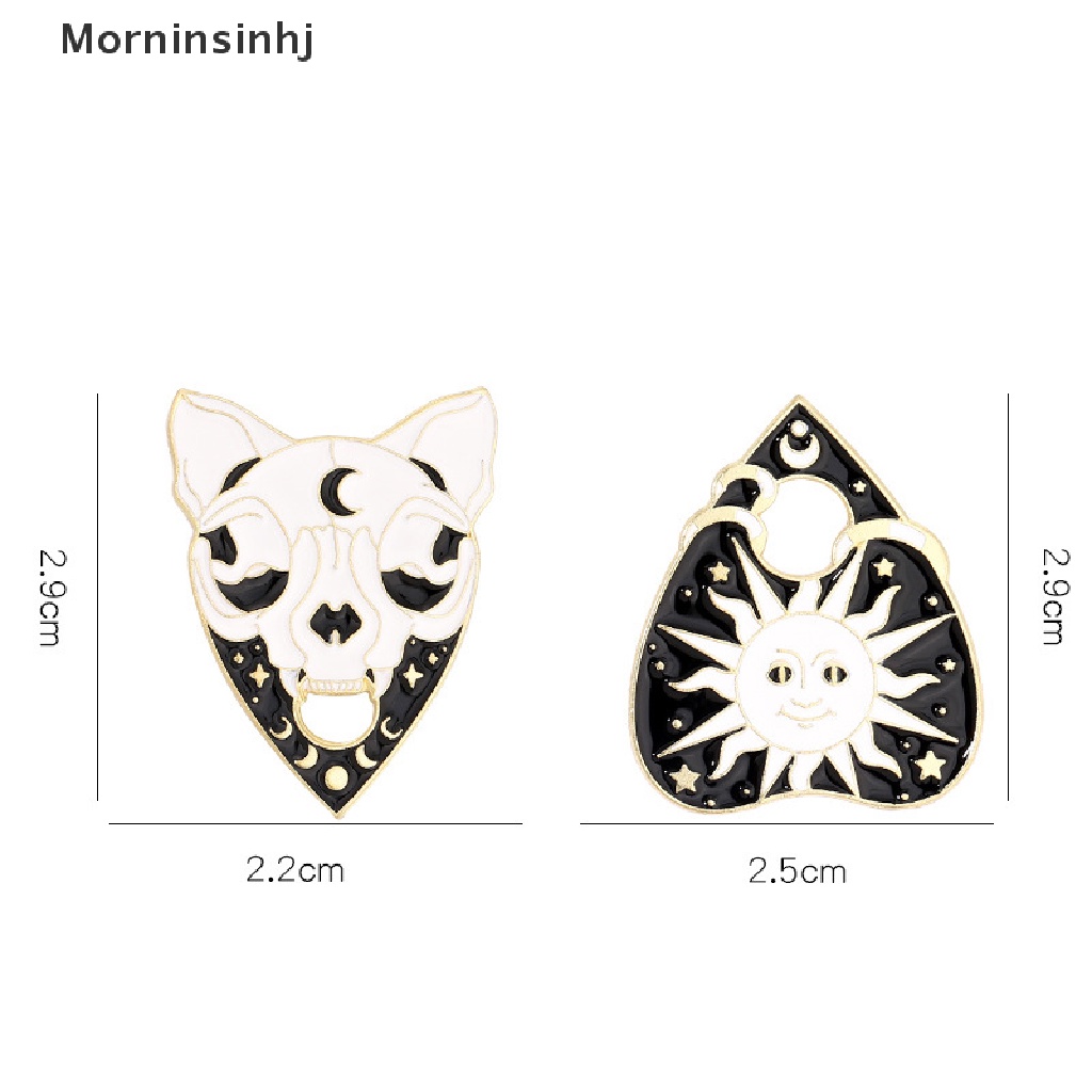 Mornin Bros Pin Enamel Bentuk Matahari / Bulan / Kucing / Hati Warna Hitam Gaya Punk / Gothic Untuk Anak