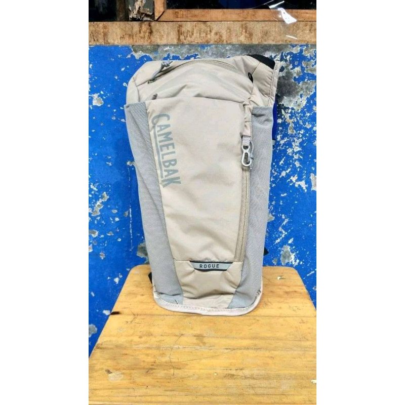 Tas sepeda - Camelbak hydration pack Rogue