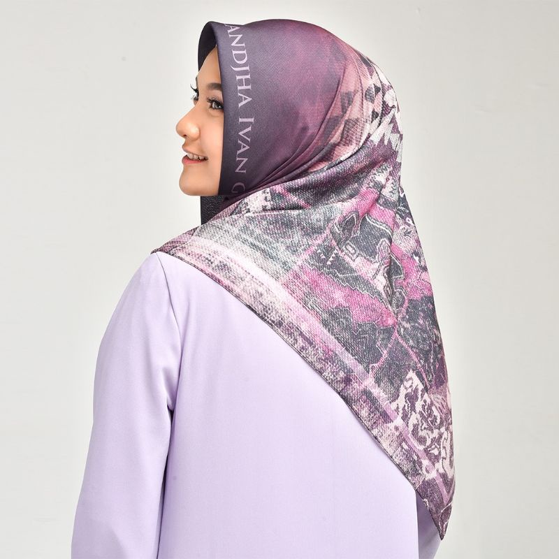 Milan Purple Scarf Mandjha Hijab Ivan Gunawan