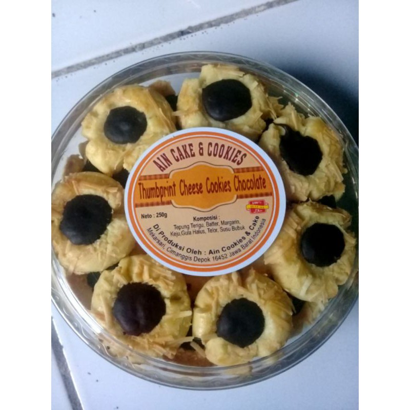 

Thumbprint cheese cookies Coklat 500 gram