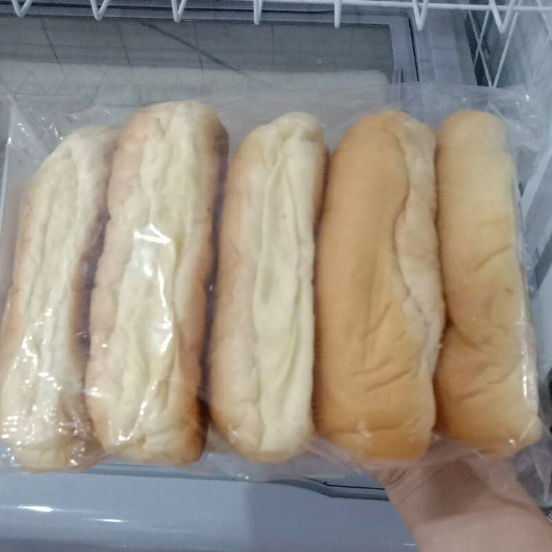 

Roti Hotdog roti sosis 2pcs