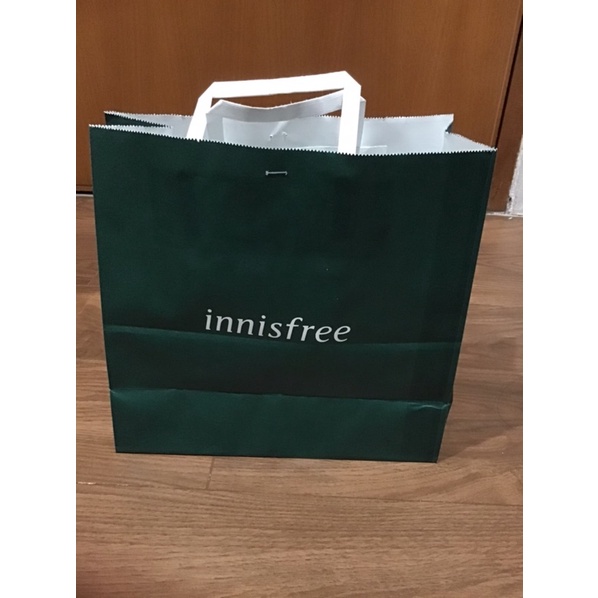 

PAPER BAG KANTONGAN TAS INNISFREE ORIGINAL 100 %