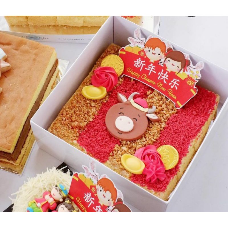 

hampers imlek cake slice