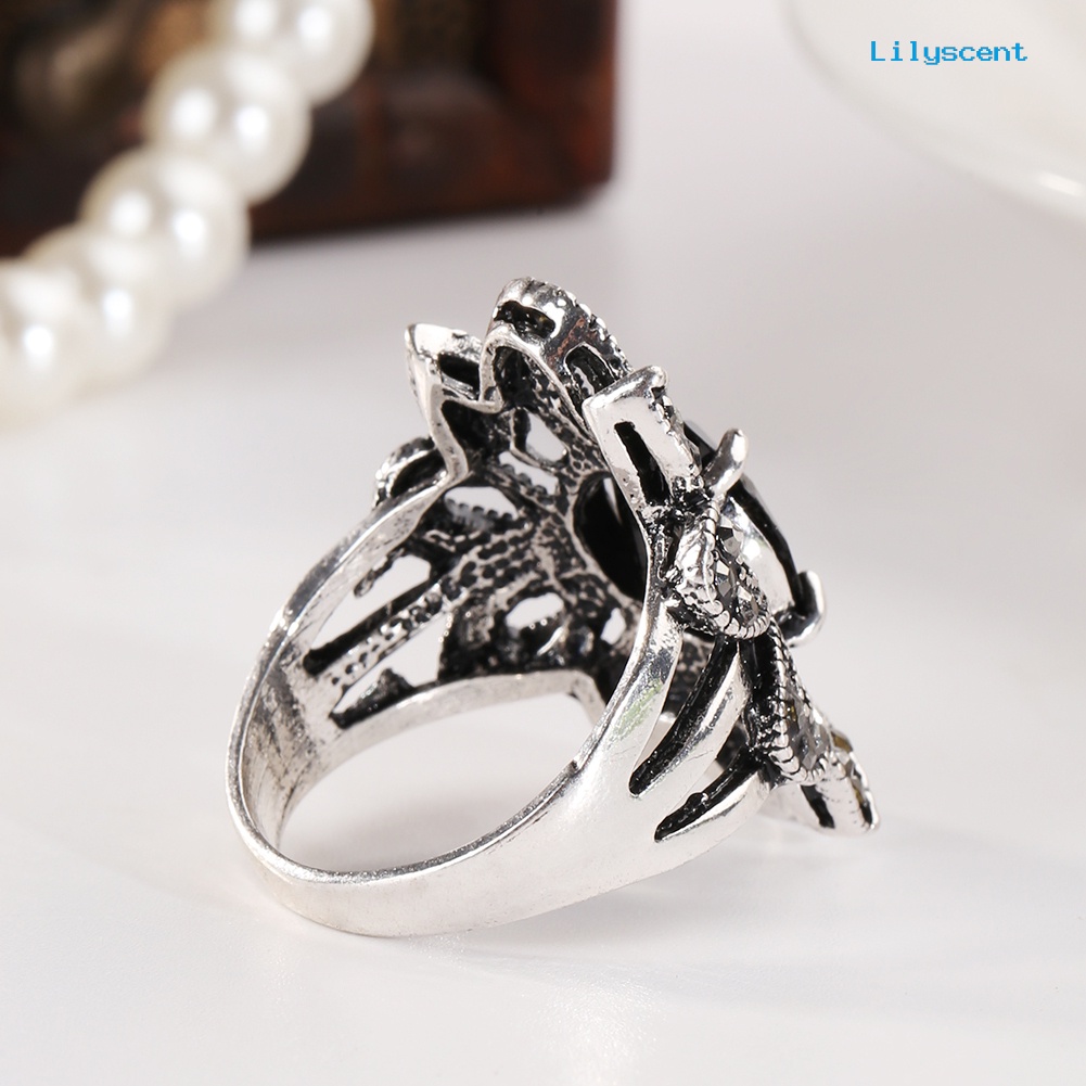 Ls Perhiasan Cincin Alloy Resin Vintage Desain Bunga Hollow Untuk Wanita