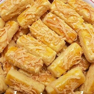 

Kue Kastengel Keju Spesial Kue Kering 500 gram 1/2 kg