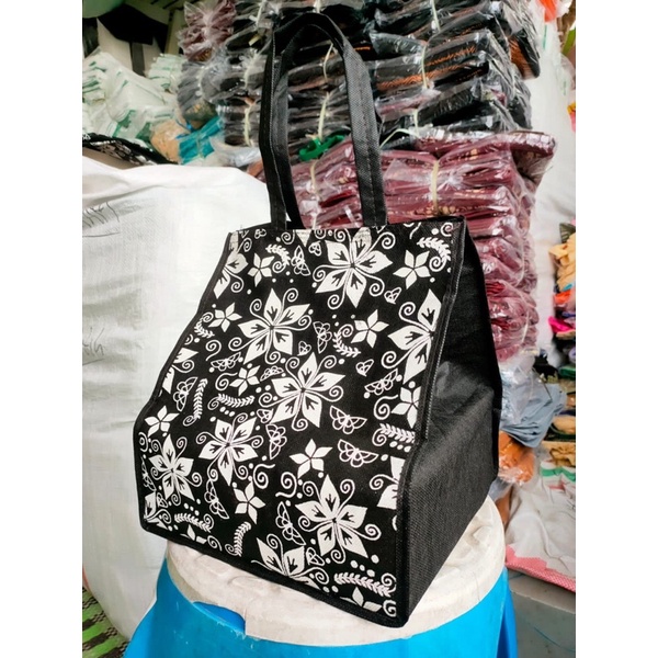 HARGA LUSIN ISI 12  BIJI - TAS HAJATAN HEBOH WARNA IKUT STOK SIZE 22x22