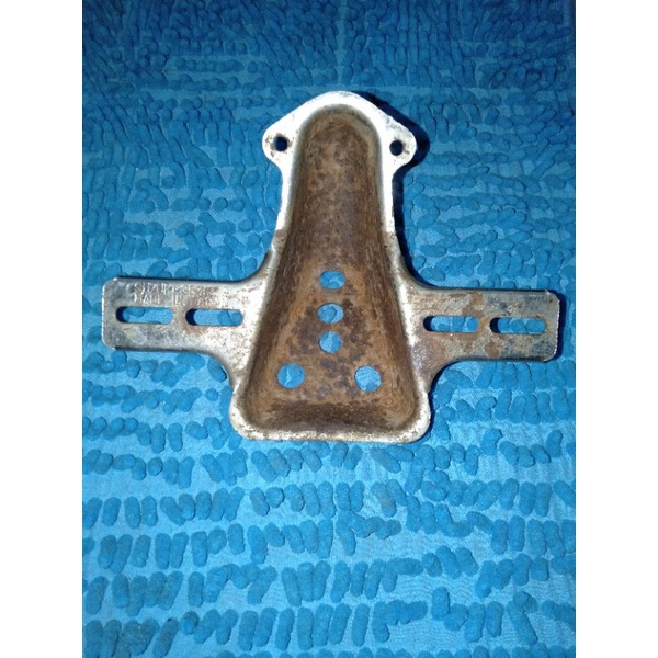 dudukan stoplamp Suzuki A100.