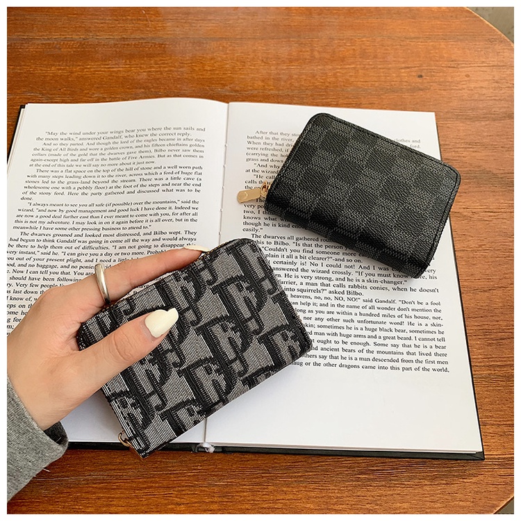 Dompet Wanita Lipat Fashion Bahan Kulit PU BAO010