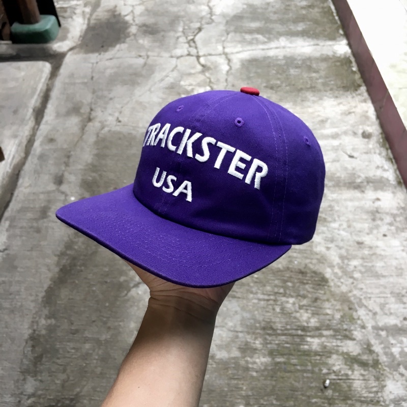 Thrift Topi Vintage New Balance "trackster usa"