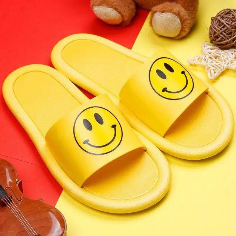 SANDAL WANITA KARAKTER SMILE MELIA