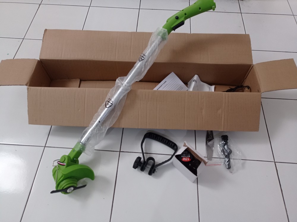 Mesin Potong Rumput Padi Uchiha Uciha Brush Cutter Cordless Baterai Tanpa Kabel