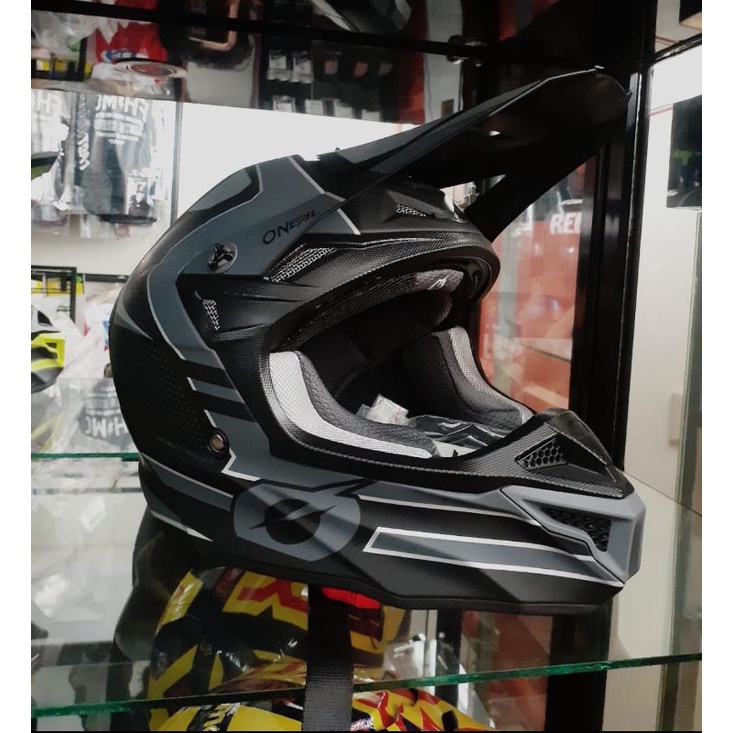HELMET ONEAL SERIES 3 LIMITIED