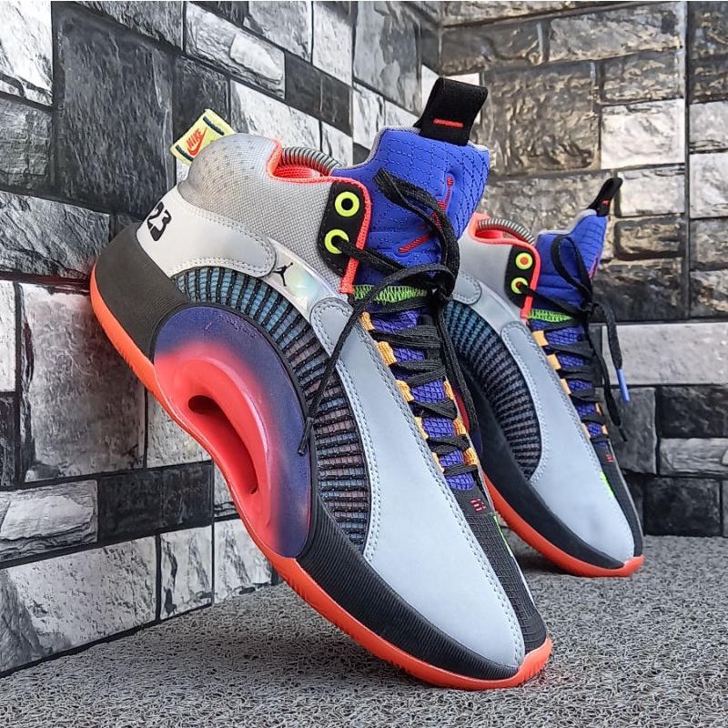 N1KE JORDAN 35 SP GRAFFITI second size 40,5