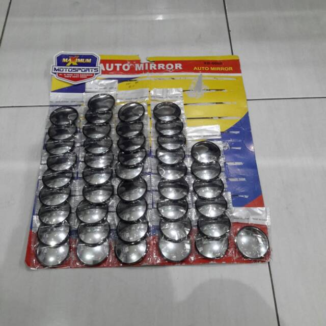 Spion kecil bulat cembung