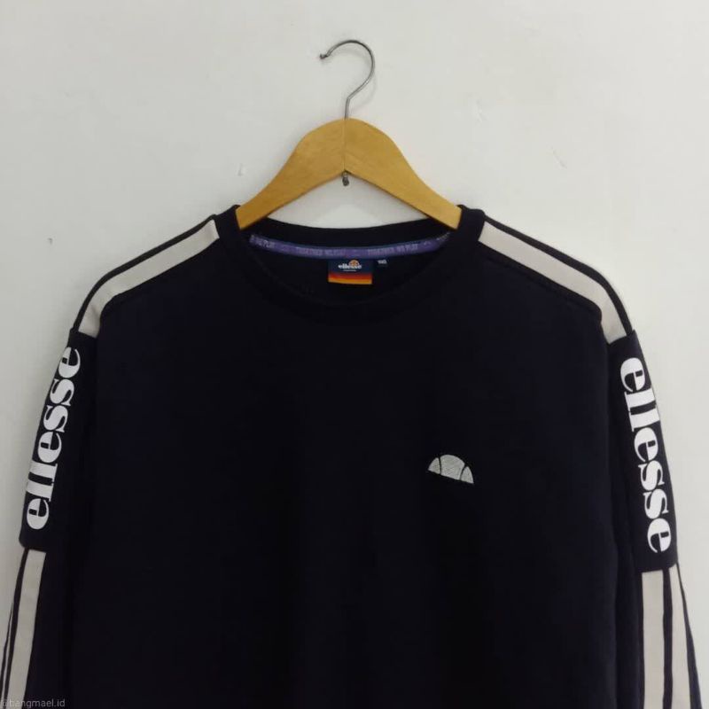 CN ELLESSE SECOND CREWNECK SECOND