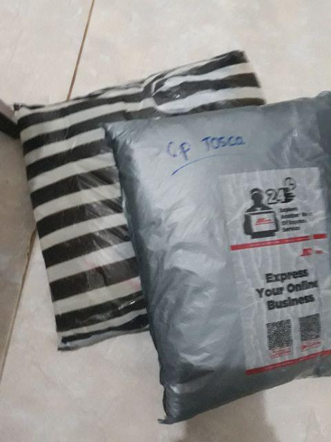 Couple Batik Prasasti