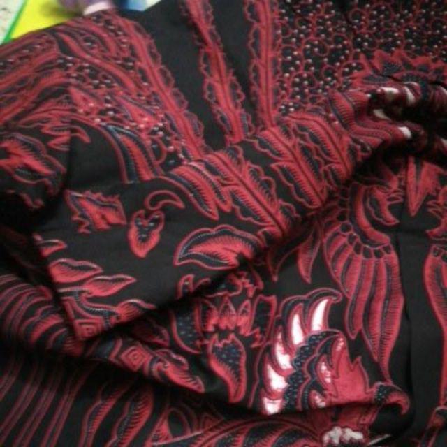 Hem Peksi Abang Cakrawangsa Marun Kemeja Batik Lengan Panjang Baju Pria Jumbo Xxl