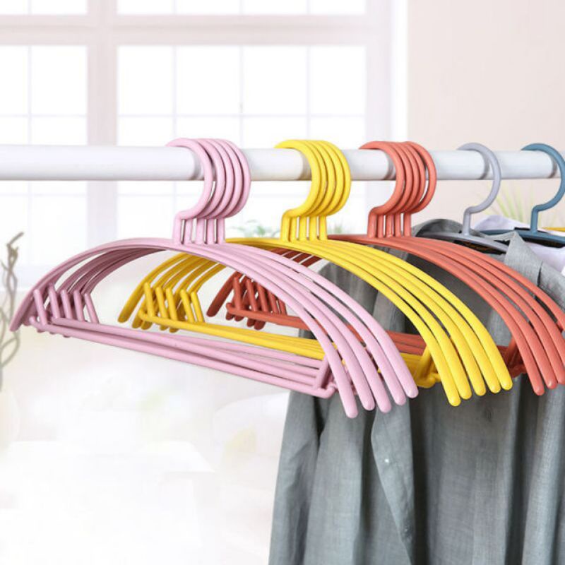 Gantungan Baju Hanger Baju Melengkung plastik isi 5pcs