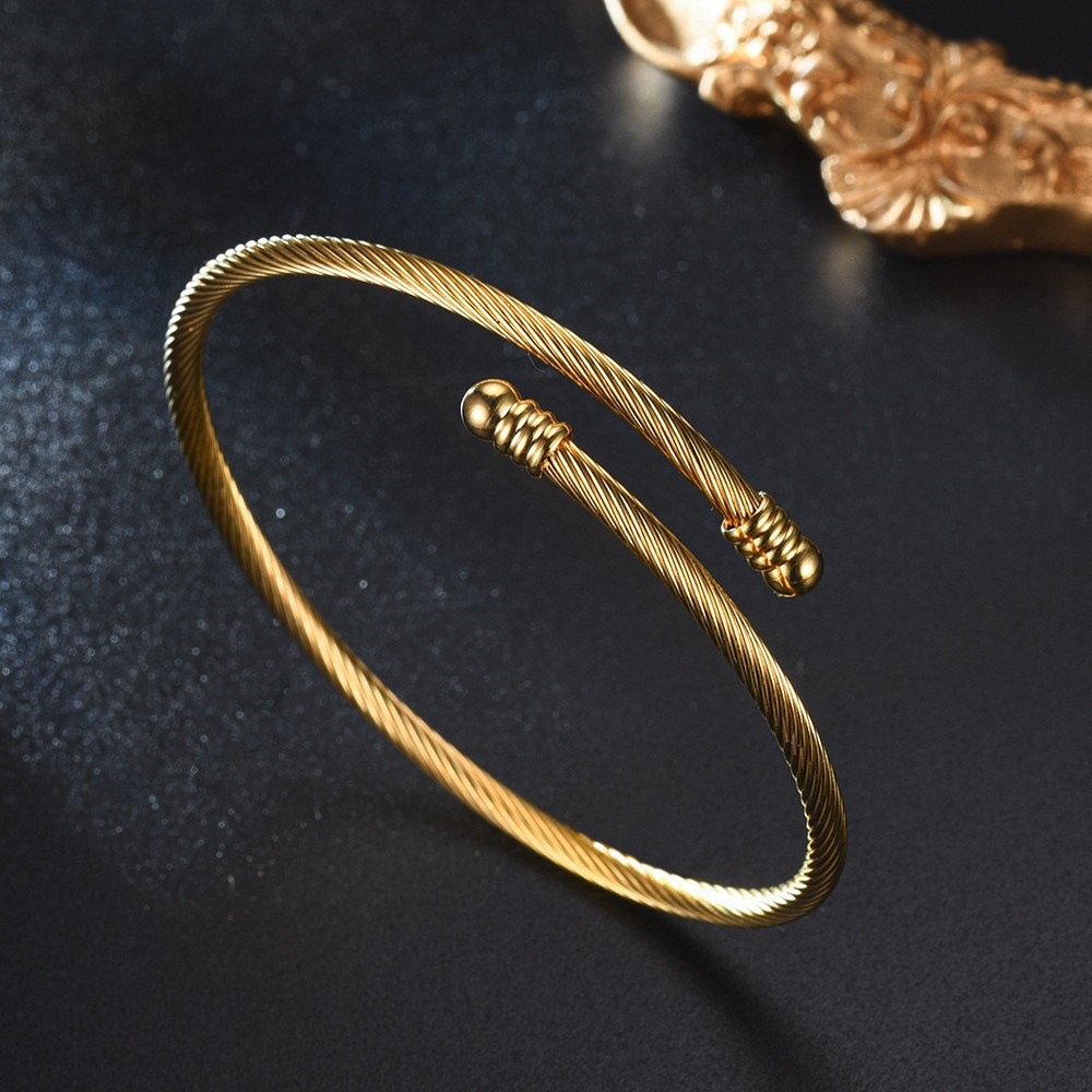 gelang tangan motif bola da perhiasan wanita titanium gold/anti karat dan luntur