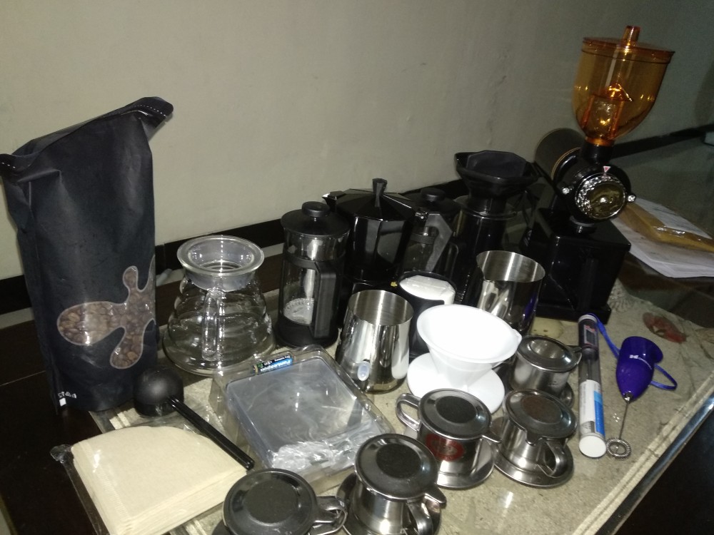 Paket Alat Kopi / Aeropress / Coffee Maker / Grinder N600 / Kopi / V60 / Vietnam Drip