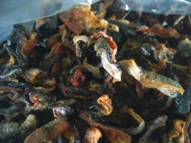 

krupuk salmon/rambak salmon