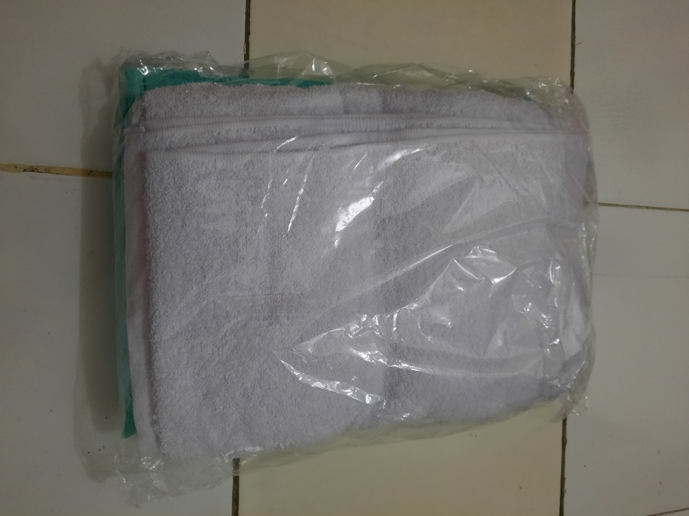 Rc Handuk Mandi  Hotel Mutia Jumbo 70x135 Warna Lengkap