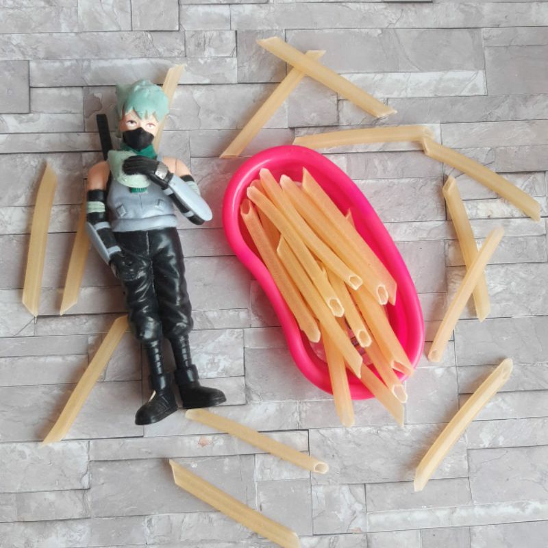 

KERUPUK POTATO MENTAH 250 GR