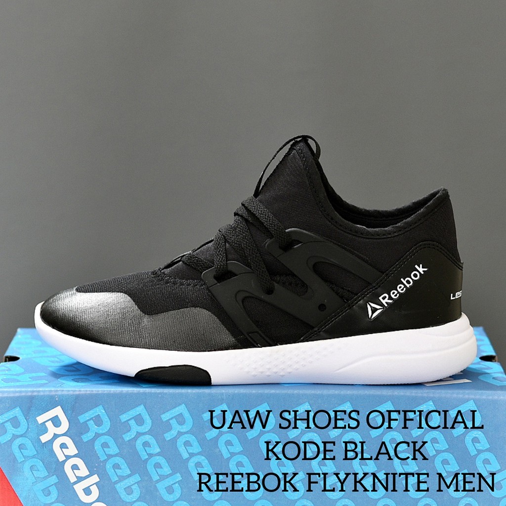 SEPATU RUNNING REEBOK  LESMILLS BLACK I uawshoesofficial 