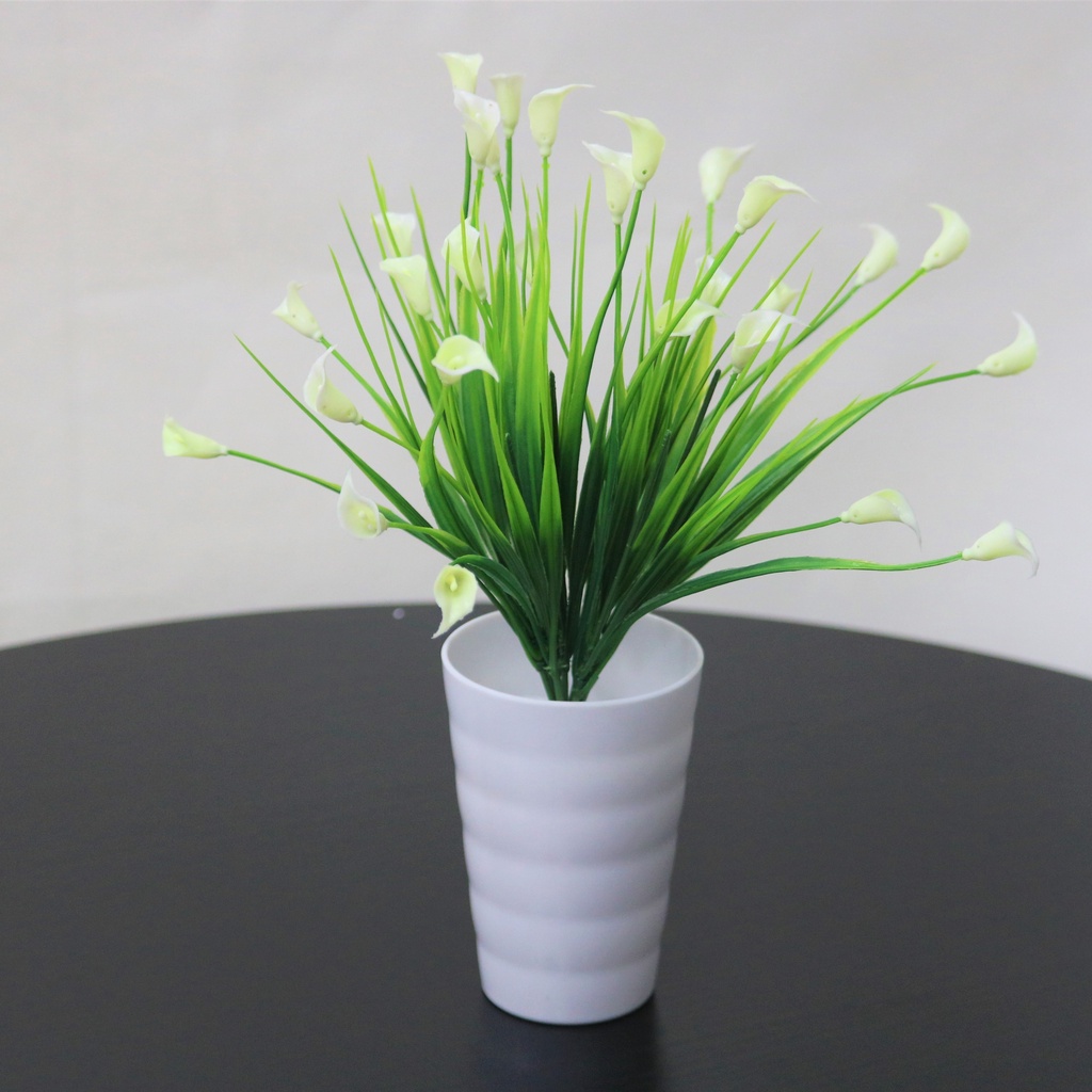 MOGYMOGY PT47 Pot Tanaman Hias Bunga Calla Lily Warna Bunga Plastik Dekorasi Ruangan Mini Artifisial Plant