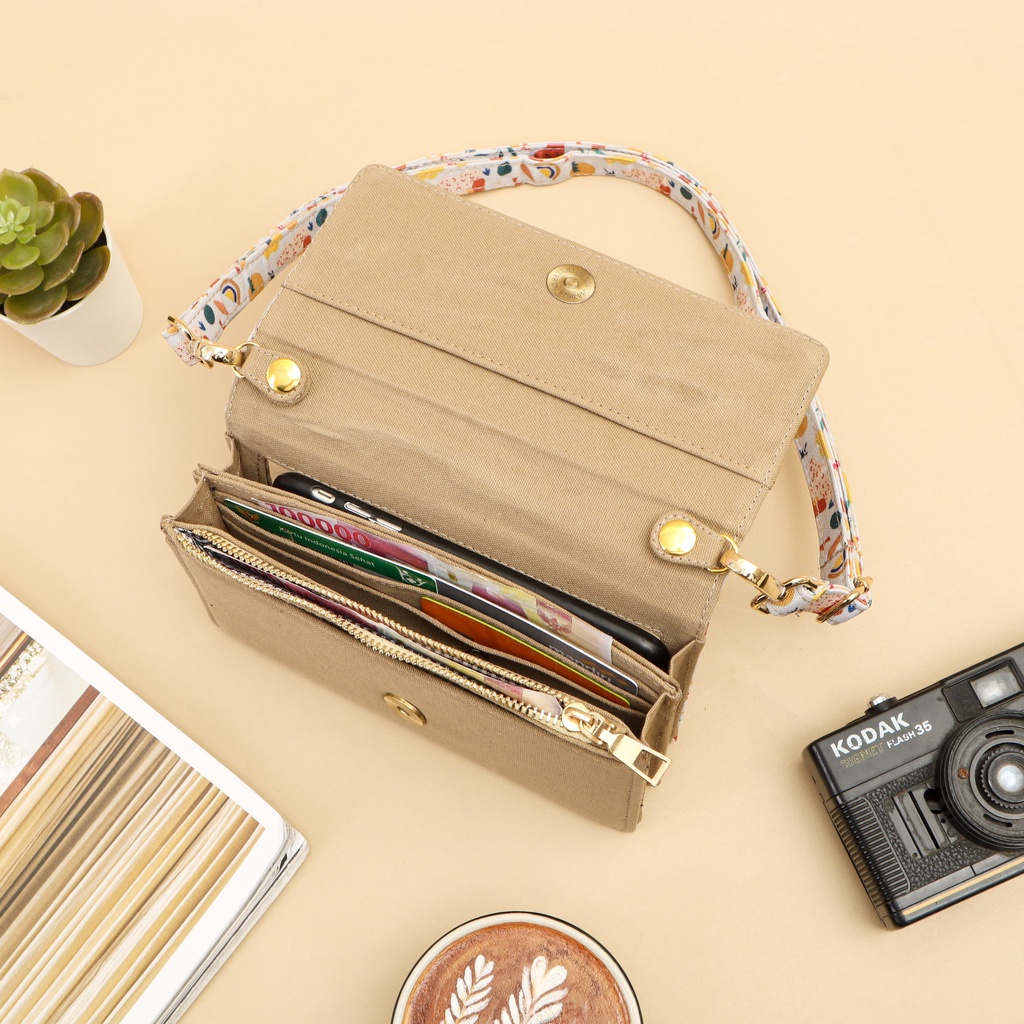 Tas Dompet HP Panjang Wanita Card Holder Hanging Phone Bags Wallet Footage TS-14 Motif