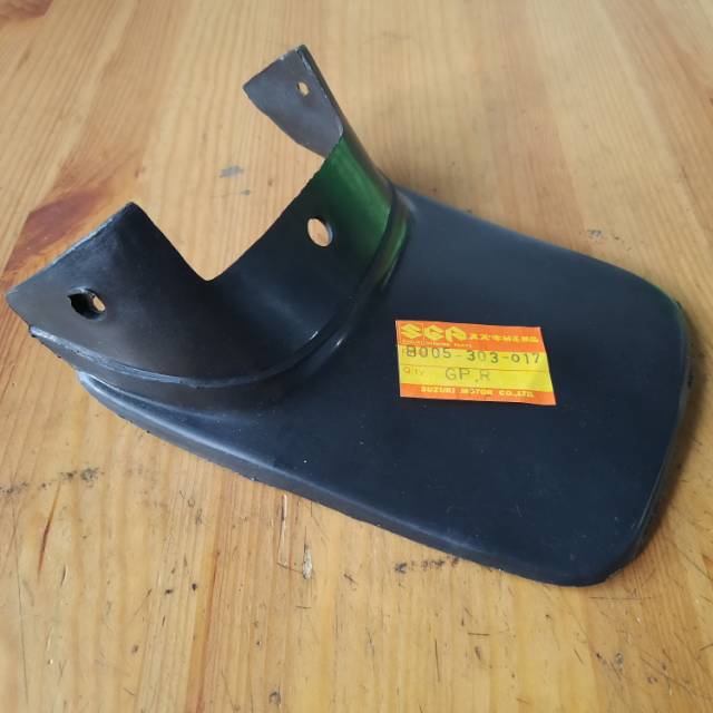 Kepet Air Slebor Spakbor Mudflap Belakang Suzuki GP100 GP125 GP 100 125