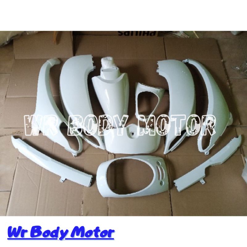 FULL BODY HALUS HONDA SCOOPY 2015 2016 WARNA PUTIH