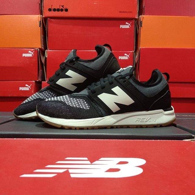 two four seven new balance