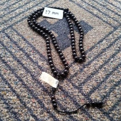 tasbih kokka bulat hitam polos ± 7 mm ( 7mm ) 99 butir ( kauka kaukah pukah pukaha kuka )