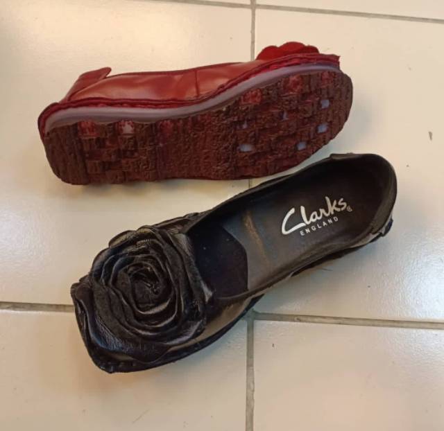 Sepatu wanita Clarks rose / sepatu clarks bunga besar big rose kulit asli